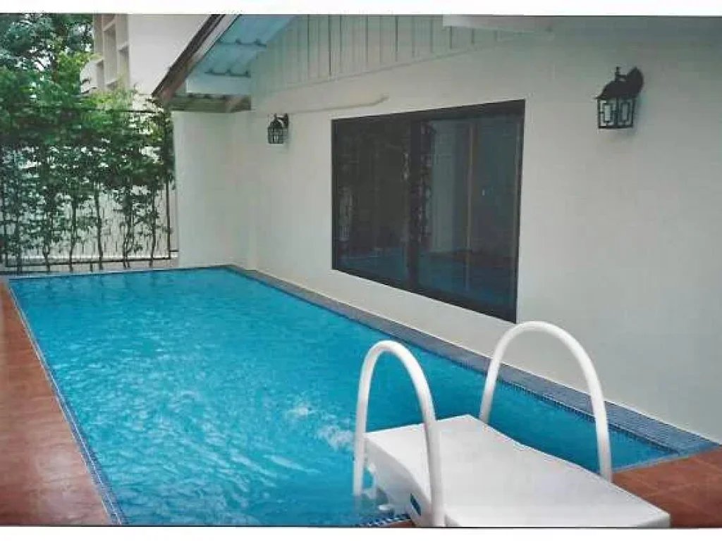 ให้เช่า บ้านเดี่ยว พร้อมสระส่วนตัว ในเอกมัย เพื่อพักอาศัยเท่านั้น A Single House with private pool in Ekamai For Residence