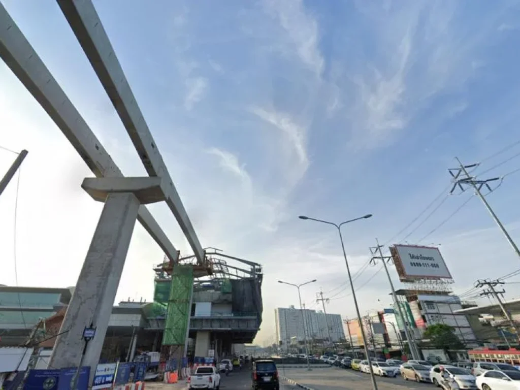 ขายที่ดินเปล่า ถนนศรีนครินทร์ วาละ 200000 บาท เหมาะสำหรับทำคอนโด Low Rise ใกล้ MRT ศรีอุดมสุข