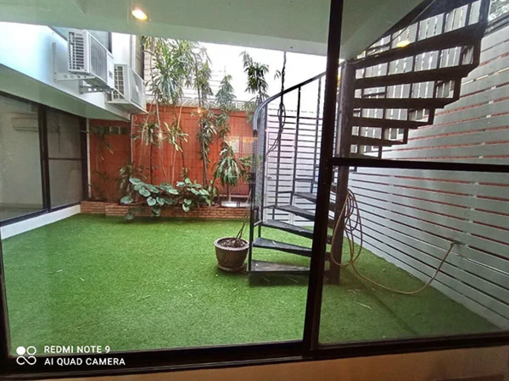 สำหรับเช่า บ้านเดี่ยวและสวนสวย For Rent Nice Single House and Garden