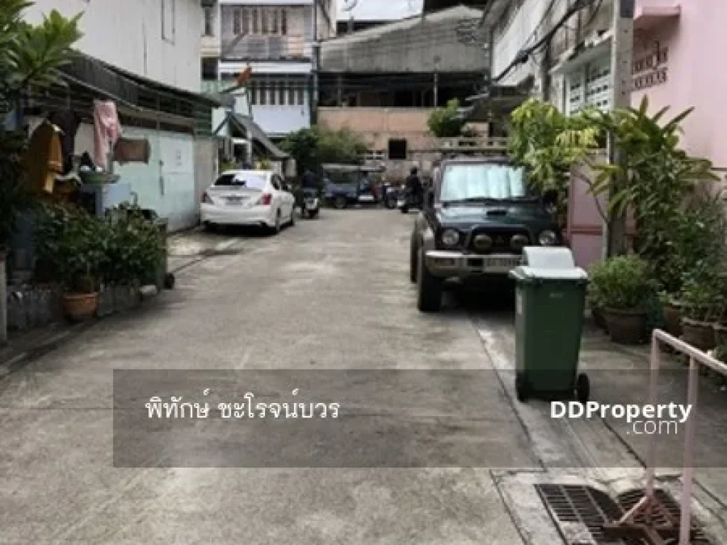 ขายตึกแถว สาธุประดิษฐ์ 16 แยก 1 4 ชั้น สภาพดีพร้อมผู้เช่า สามารถทำธุรกิจต่อได้เลย เขตบางคอแหลม กรุงเทพมหานคร