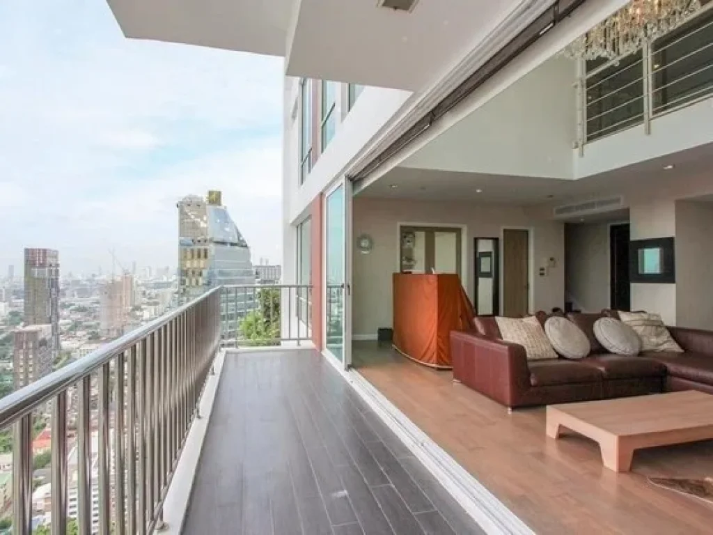 ขายคอนโด fullerton Ekamai duplex penthouse 290 sqm 4 bedrooms คอนโดเลี้ยงสัตว์ได้