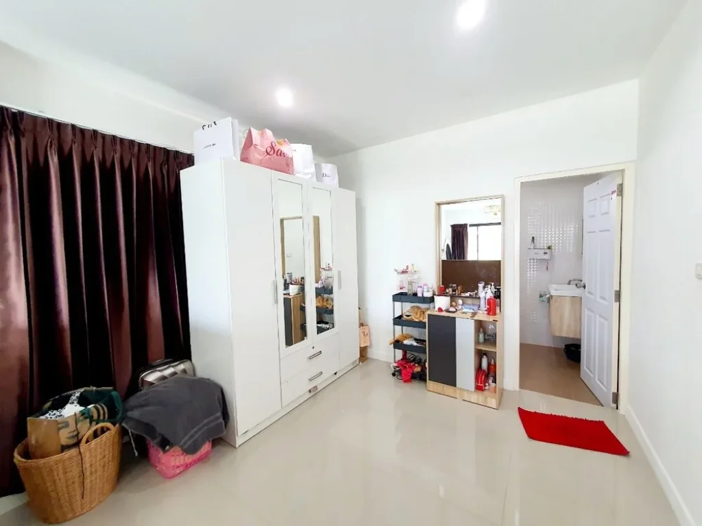 ขายทาวน์โฮม 3 ชั้น 258 ตรว 3 ห้องนอน หลังมุม สภาพดี สวย เอ็ม พลัส โฮม ลาดพร้าว 64 แยก 12