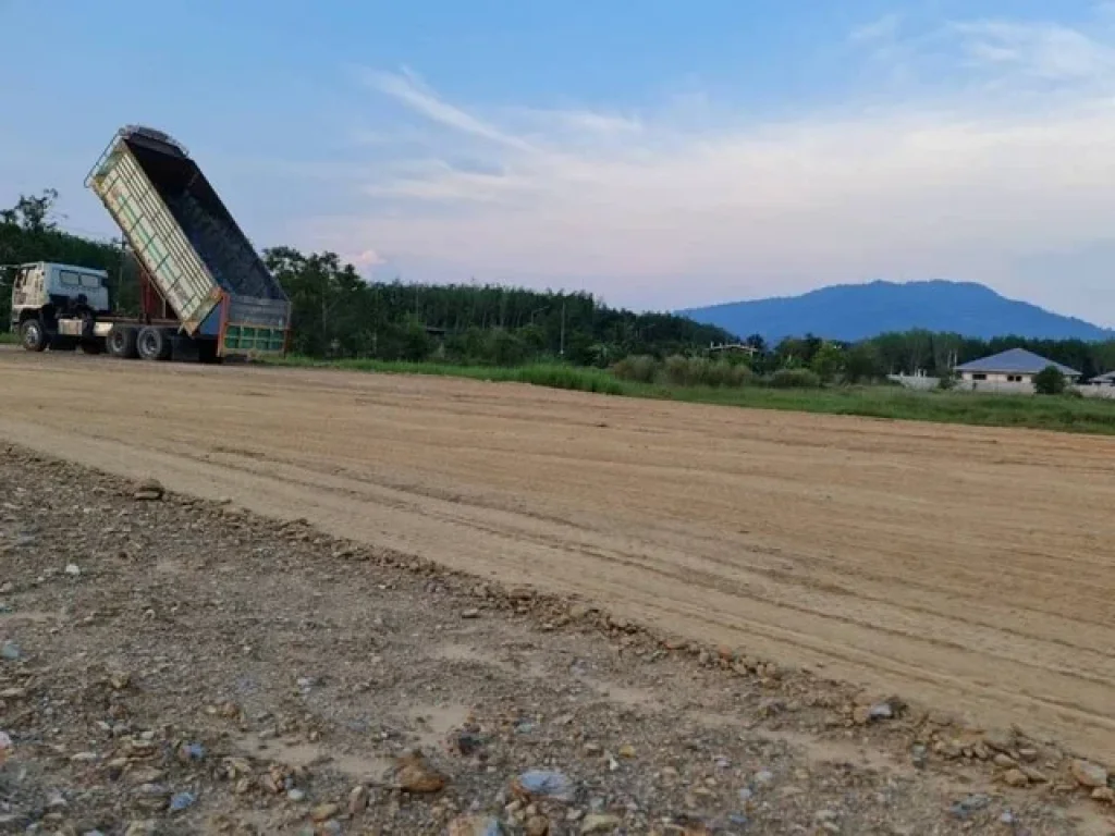 ขายที่ดินเปล่า ที่ดินสวย ราคาถูก น้ำ ไฟพร้อม วิวเขา เขายายตา ใกล้สุขุมวิท มีโฉนด ตะพง เมืองระยอง