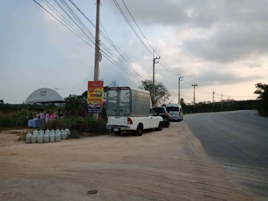 ขายที่ดินแปลงใหญ่หน้ากว้างติดถนนสุขุมวิท 19 ขายถูก อำเภอเมืองระยอง ตำบลห้วยโป่ง จระยอง ใกล้กับบริษัท PKET จำกัด