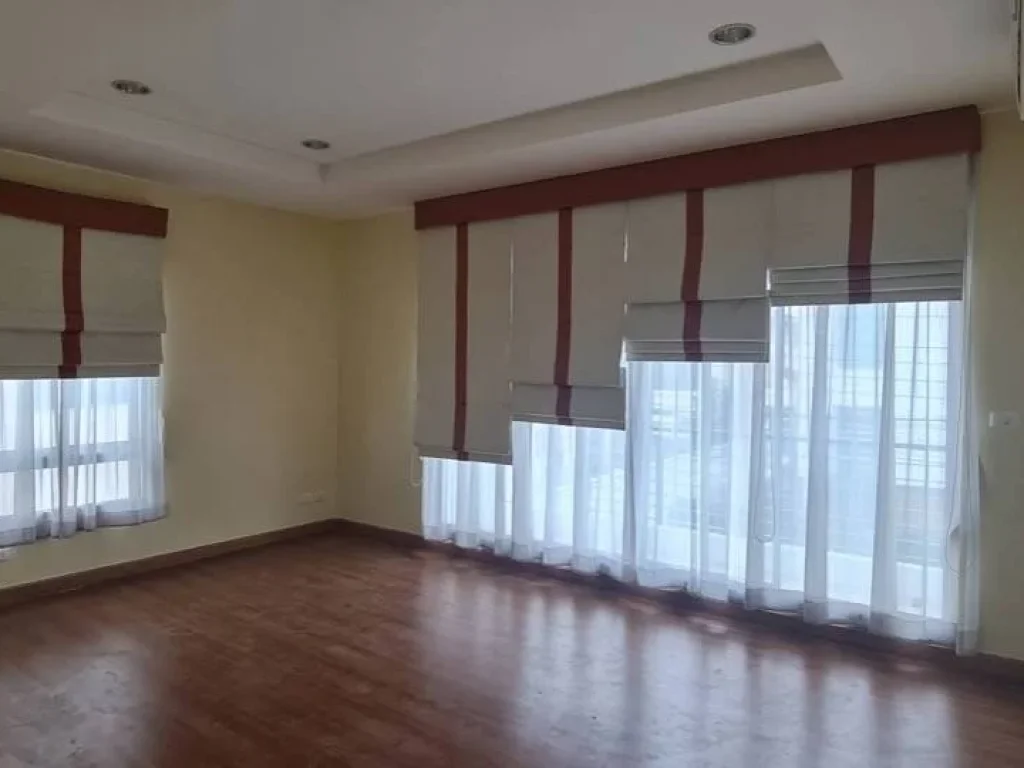 For Rent ให้เช่า ทาวน์เฮ้าส์ 3 ชั้น บ้านกลางเมือง สุขุมวิท 113 ซอยวัดด่านสำโรง