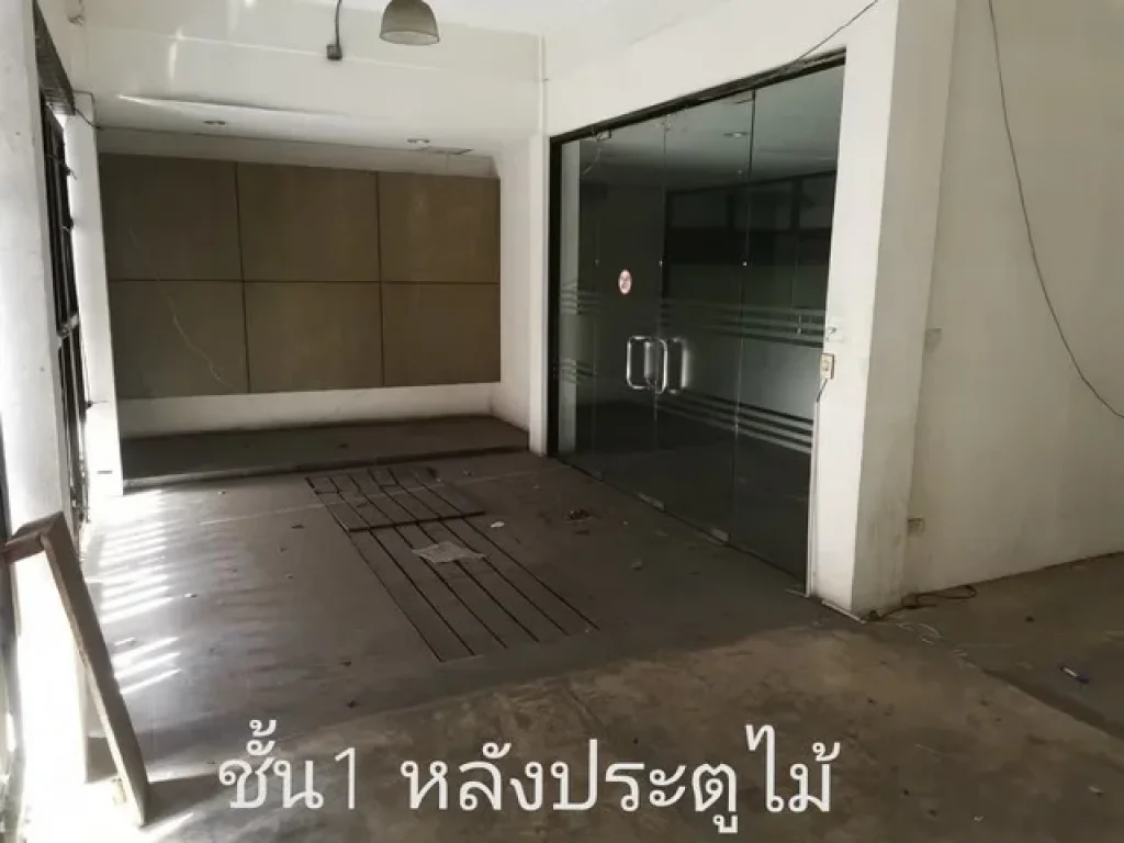 ให้เช่าอาคารพาณิชย์พื้นที่ใช้สอย ประมาณ500 ตรม4 ชั้น 3 คูหา สุขุมวิท38