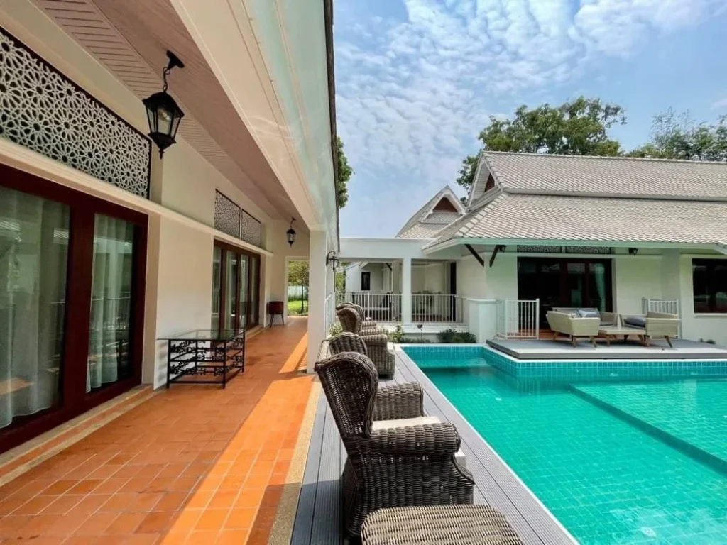 Pool Villa บ้านสวยแนวรีสอร์ท สไตล์โคโลเนียลประยุกต์ ริมน้ำ เนื้อที่เกือบ 2 ไร่ โดดเด่นด้วยบรรยากาศธรรมชาติ