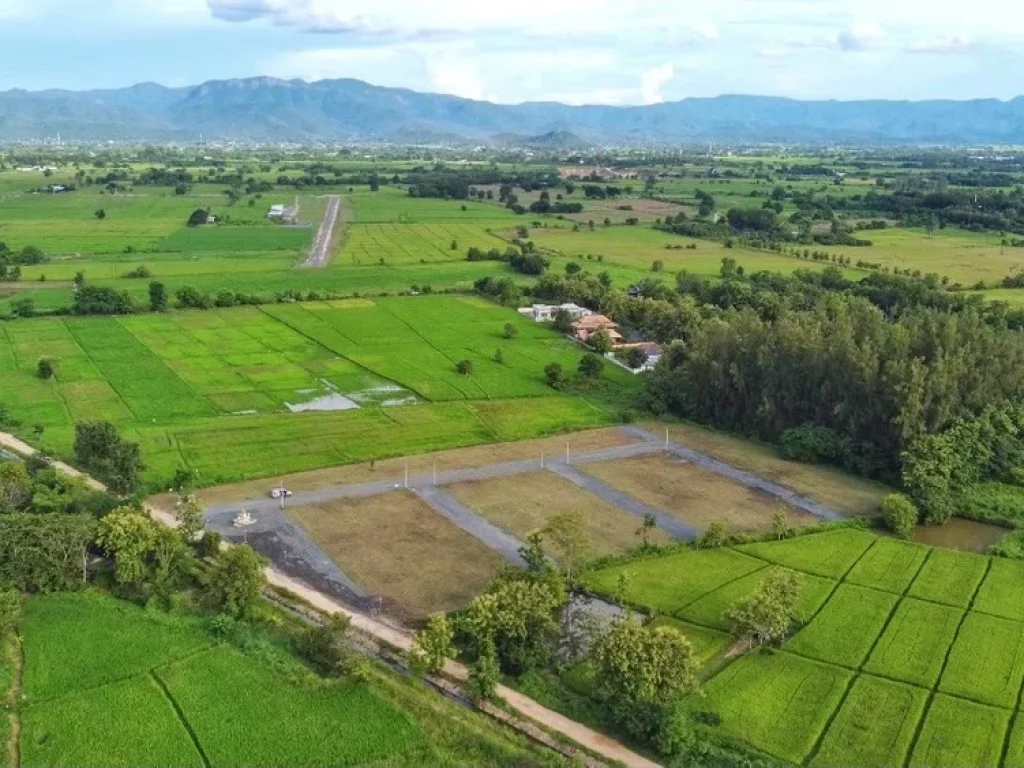 เงินคุณมีค่า ทำเลนี้ดีที่สุดในสันกำแพงมีน้ำ มีเขาล้อมรอบ วิวสวยทั้งปี มองเห็นดอยสุเทพ ทุ่งนาเขียวชอุ่ม ตรวละ 8500 บาท