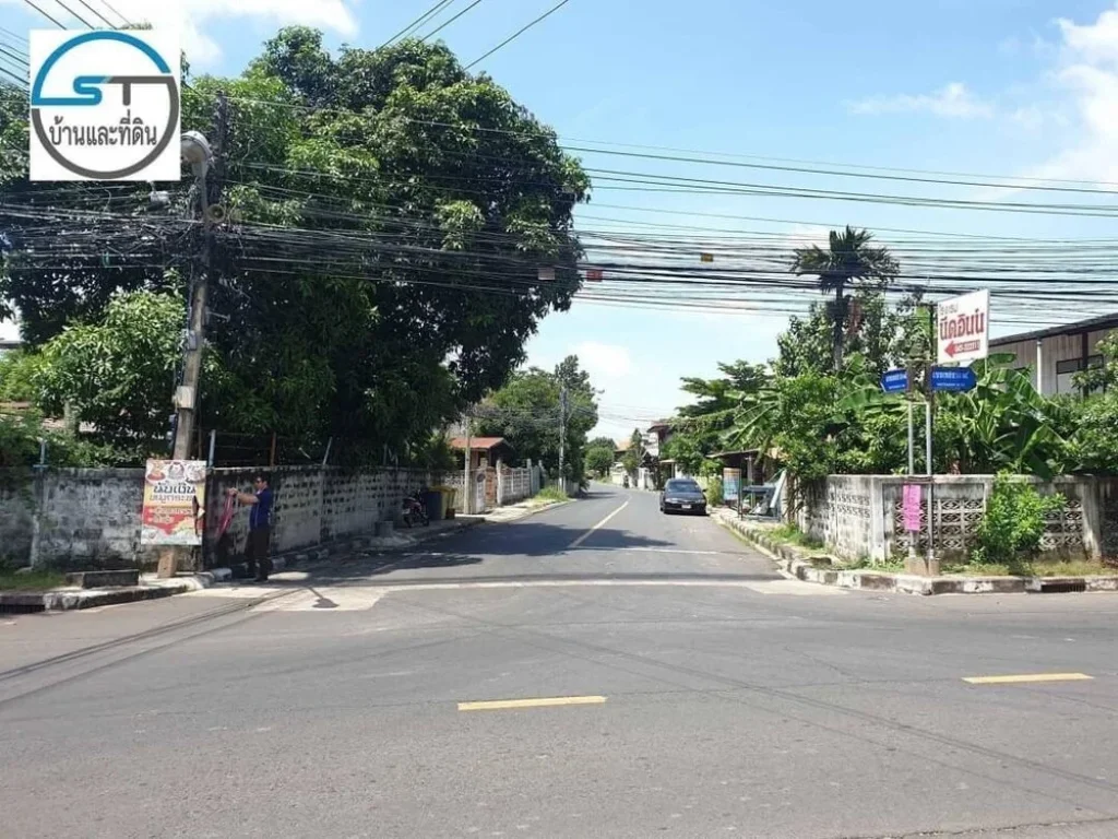 ที่ดินแปลงสวย ติดถนนสองด้าน เทศบาลเมืองวาริน พร้อมรั้ว ทำเลค้าขายได้ ขายที่ดินเนื้อที่ 72 ตรว หน้ากว้าง 13 เมตร ยาว 22 เมตร