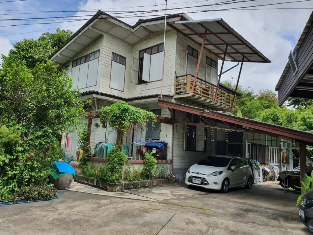 ต้องการขายที่ดินพร้อมบ้านไม้ ในหมู่บ้านเคหะทอง เพชรเกษม 3 เนื้อที่ 1951ตารางวา ใกล้รถไฟฟ้า MRT สถานีท่าพระ