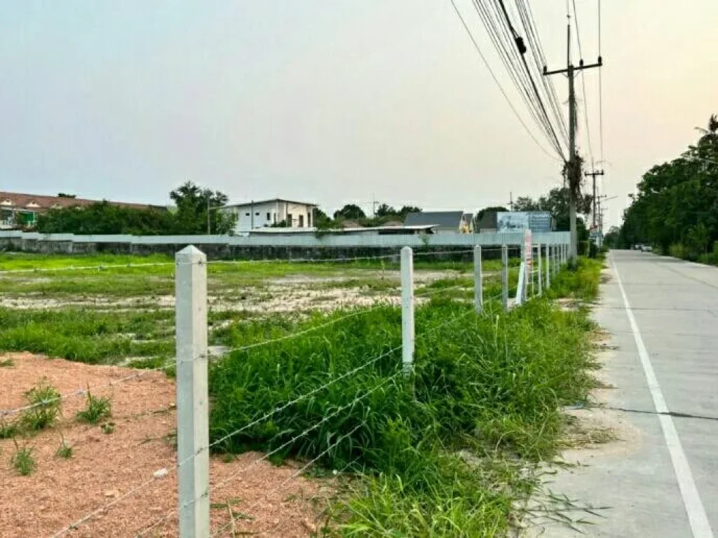 ขายด่วน ที่ดินใกล้หาดพลา บ้านฉาง ระยอง รูปแปลงสวย หน้ากว้างติดถนนคอนกรีต