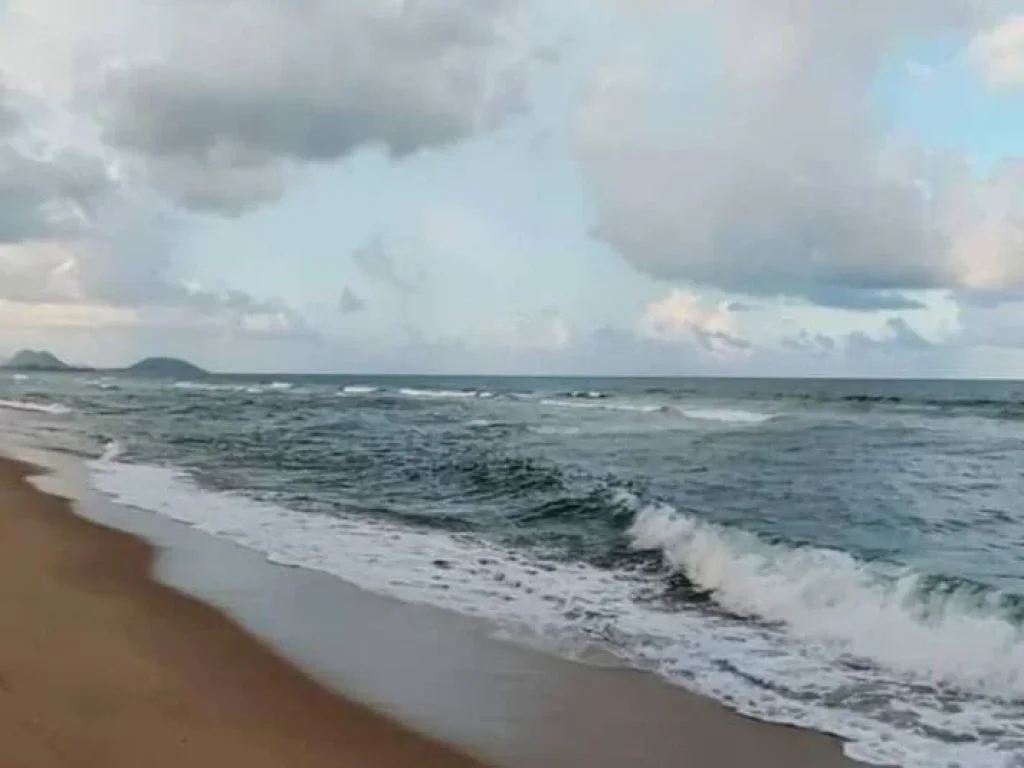 ขายด่วน ที่ดิน ติดทะเล เดินลงหาดได้เลย ตำบลธงชัย ประจวบคีรีขันธ์