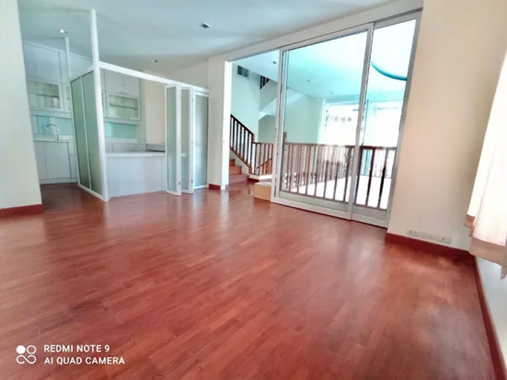 ทาวน์โฮม 5 ห้องนอน สำหรับขาย For Rent Town Home 5Bedrooms