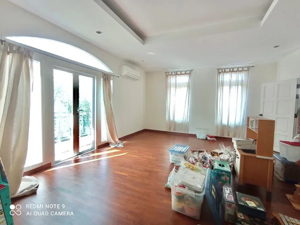 ทาวน์โฮม 5 ห้องนอน สำหรับขาย For Rent Town Home 5Bedrooms