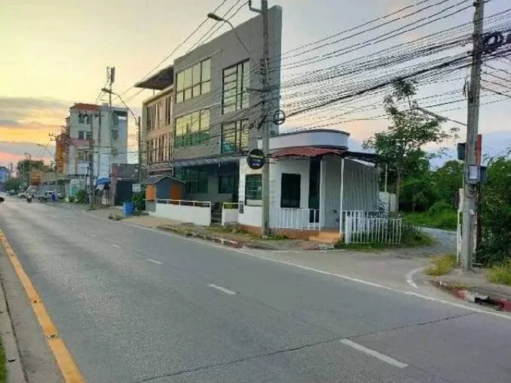 ขายอาคารสำนักงาน 3ชั้นร้านกาแฟ ติดถนนสุขุมวิท107 แบริ่ง เดินทางสะดวก สวย ถูก