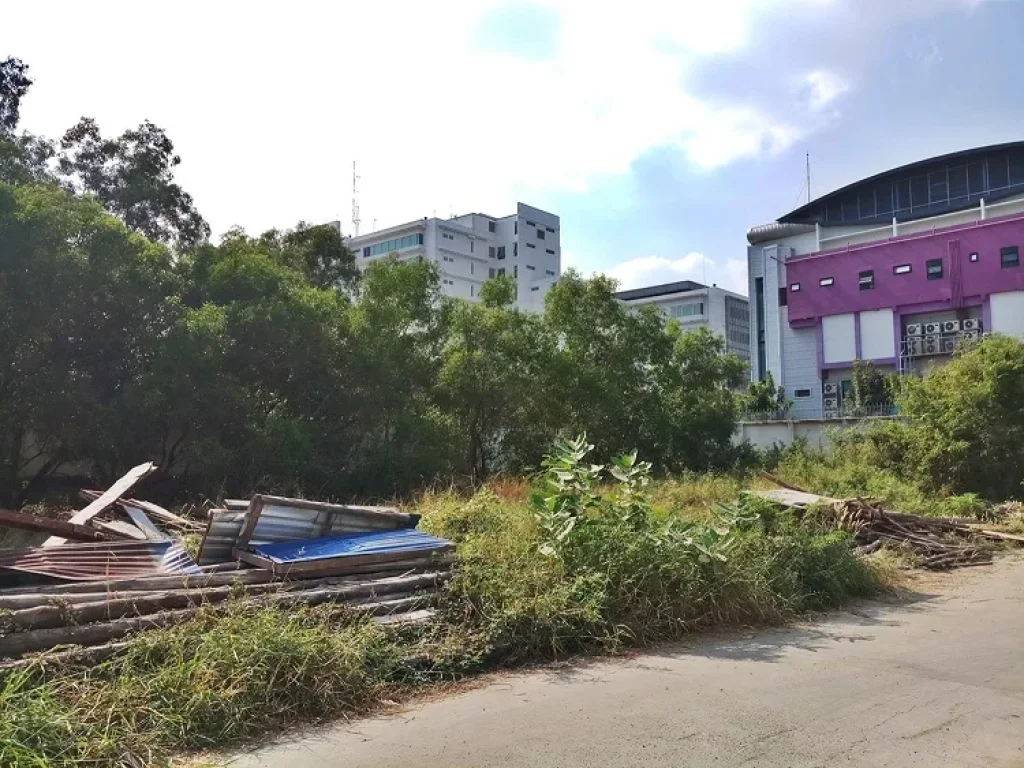 ขายที่ดินเปล่า 1-0-30 ไร่ ซดำรัสสุข ถศรีสมาน ตบ้านใหม่ อปากเกร็ด จนนทบุรี