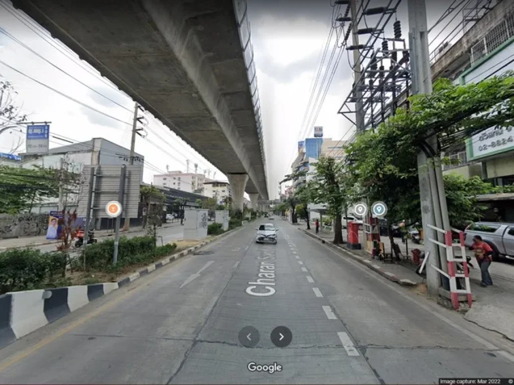 อาคารพาณิชย์ติดถนนจรัญสนิทวงศ์ ใกล้แยกถนนบรมราชชนนี