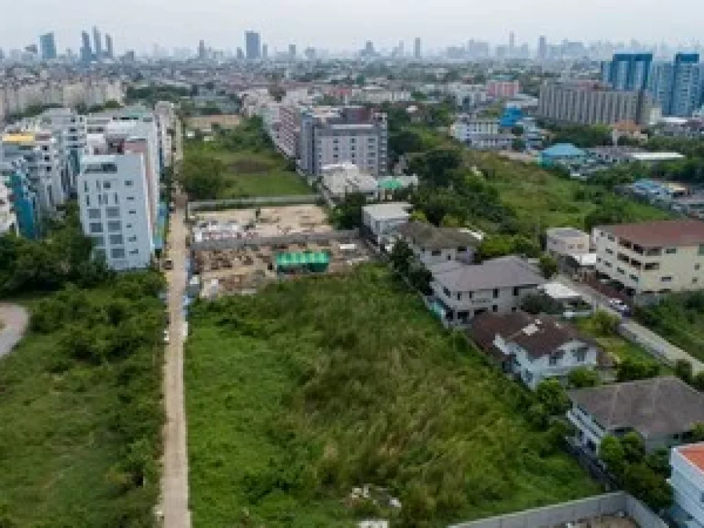 ขายที่ดินเกือบ 1 ไร่ ตรงข้าม Seacon Square ใกล้ MRT สายสีเหลือง เชื่อมศรีนครินทร์ 40 อ่อนนุช 46