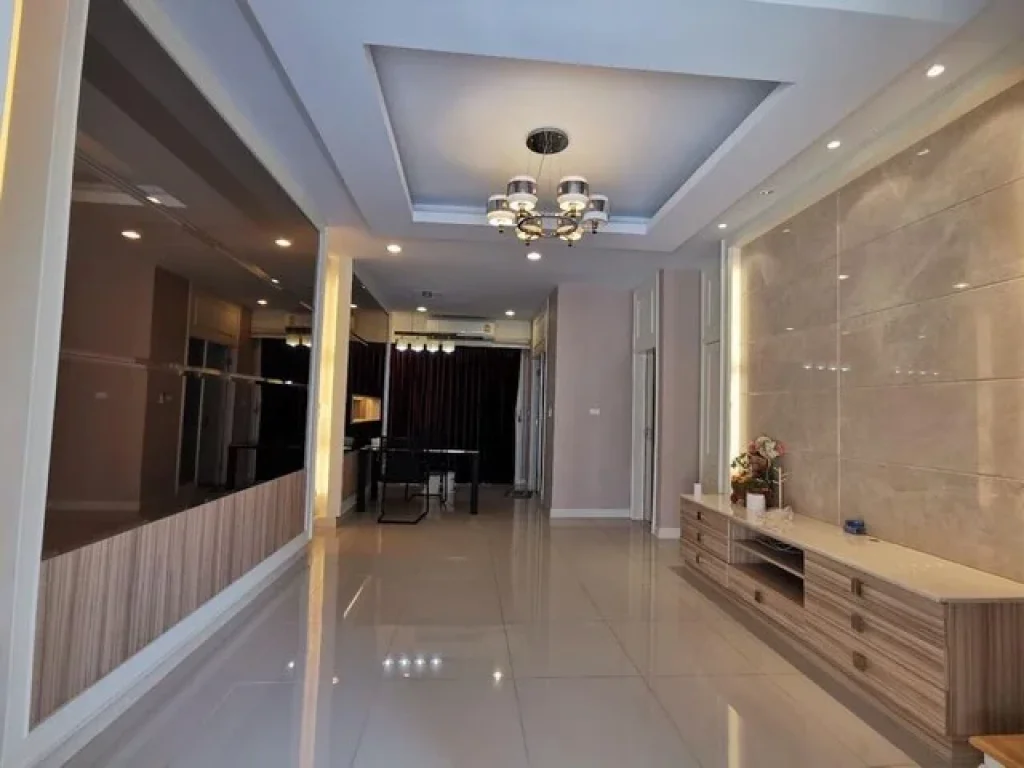 TOWNHOUSE S-Sense พระราม9-ลาดพร้าว 6960000 B 3นอน3BATHROOM พื้นที่ 20 sqwa 0 NGAN 0 RAI มือสอง -