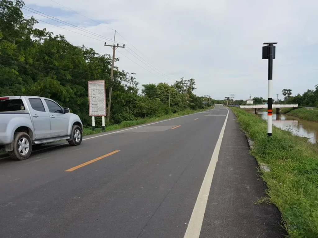 ขายด่วน ที่ดินติดแม่น้ำ 9 ไร่ หน้าติดถนนดำราดยาง หลังติดแม่น้ำกว้าง 100 เมตร