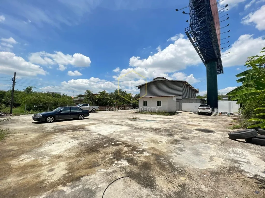 ให้เช่าโกดัง พร้อมออฟฟิศ พท1 ไร่ ติดถนนใหญ่ เขตลาดกระบัง กรุงเทพ Warehouse for rent with office Lat Krabang District Bangkok