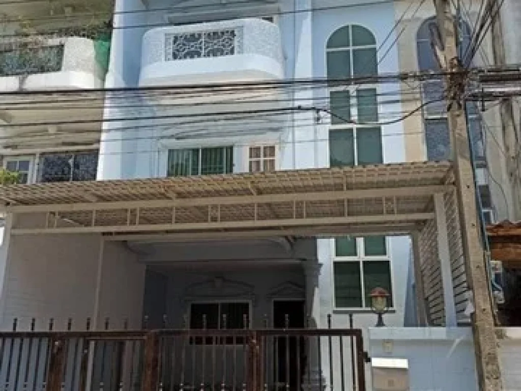 For Rent ทาวน์โฮม หมู่บ้านแมนชั่น84 ซอยลาดพร้าว84 เดินทางสะดวกใกล้ทางด่วนเอกมัย-รามอินทรา