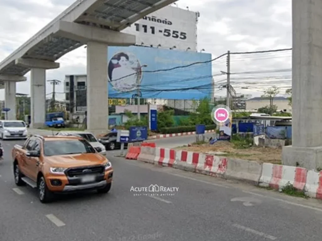 ออฟฟิศทำเลดีบนถนนศรีนครินทร์ด้านหล้งโรงแรมโนโวเทลใกล้ทางด่วน