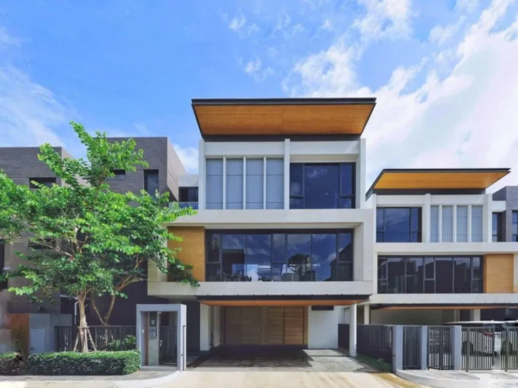 ขายบ้านเดี่ยว 3 ชั้น 81 ตรว BAAN 365 พระราม 3 by LPN พร้อมสระว่ายน้ำส่วนตัว สไตล์ Pool Villa