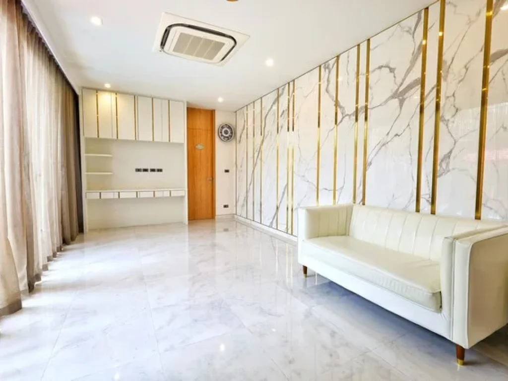 ขายบ้านเดี่ยว 3 ชั้น 81 ตรว BAAN 365 พระราม 3 by LPN พร้อมสระว่ายน้ำส่วนตัว สไตล์ Pool Villa