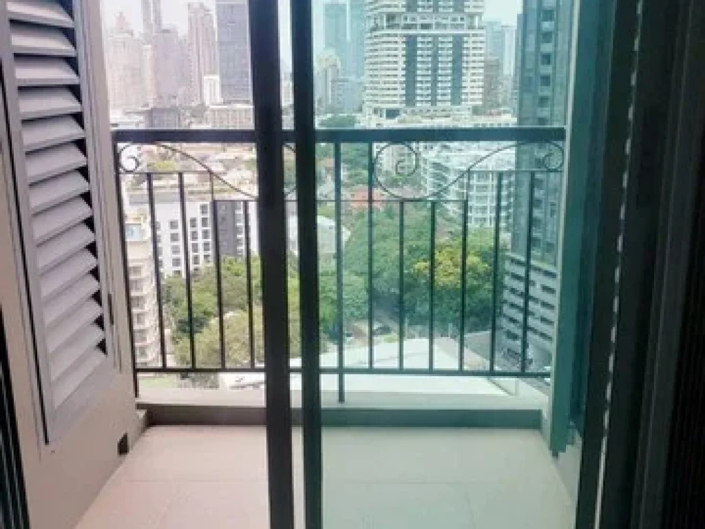 คอนโด The Crest Sukhumvit 34 35 Square Meter 20000 บาท ใกล้ BTS ทองหล่อ ทำเลดีๆ กรุงเทพ