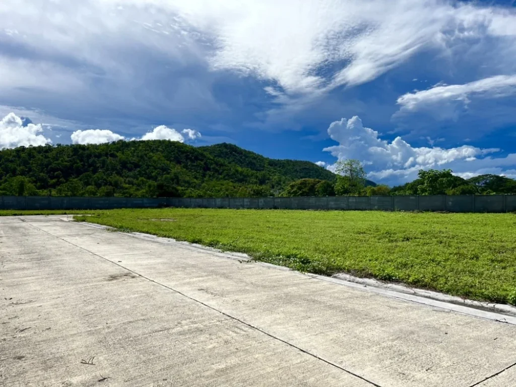 ขายที่ดินจัดสรรในเมืองหัวหินเหมาะปลูกบ้านพักอาศัย หรือบ้านพักตากอากาศหลังที่ 2 ทำเลดี วิวสวย