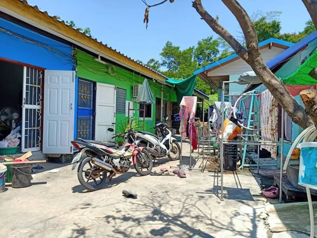 ขายที่ดินพร้อมห้องพัก อำเภอเมืองฯ จังหวัดสมุทรปราการ