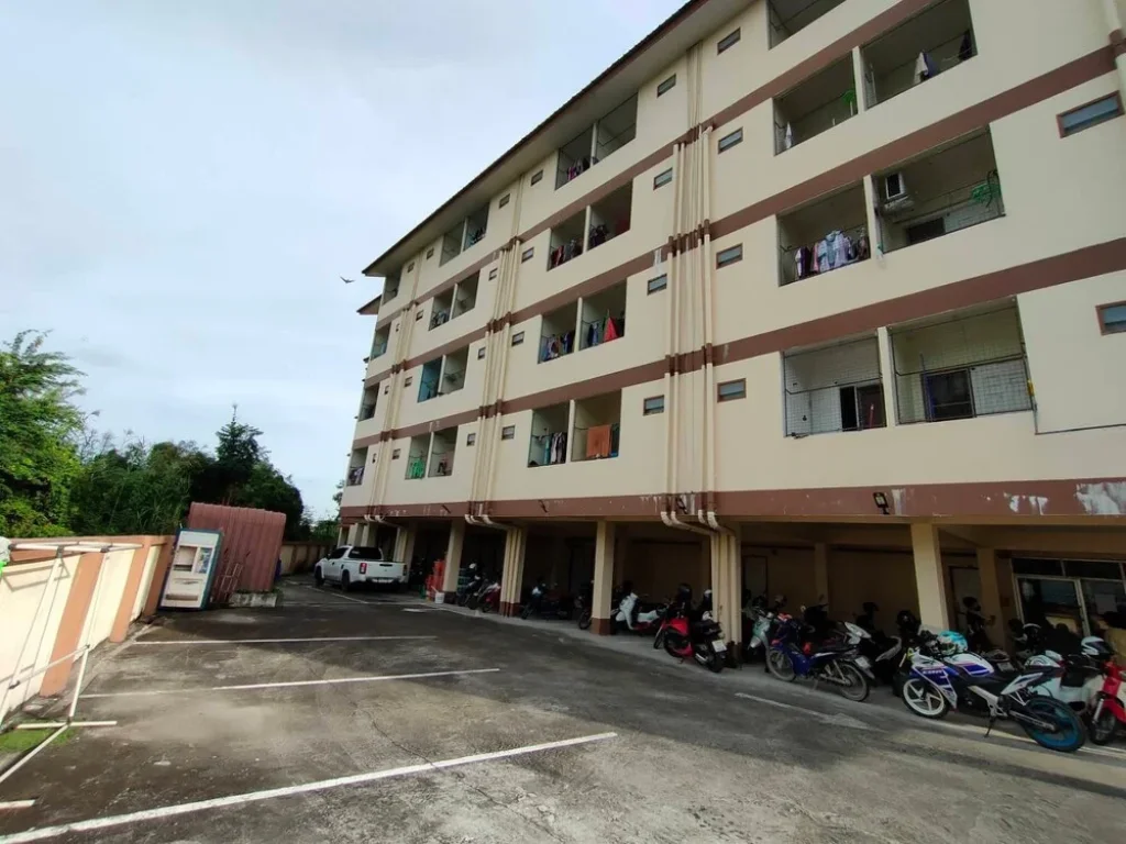 Apartment -ที่ดิน พานทอง จชลบุรี 685 sqwa 49000000 บ VERY GOOD