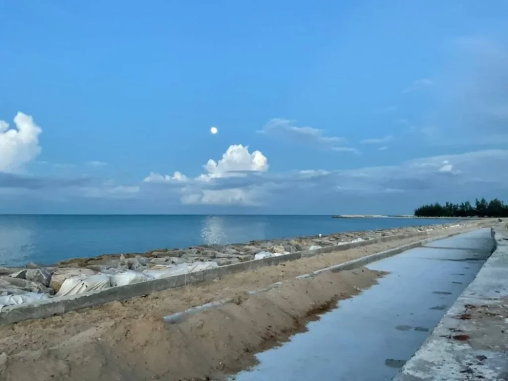 ขายที่ดิน ใกล้ชายหาดบ่ออิฐ ใกล้หมู่บ้านสิริธารา เกาะแต้ว สงขลา