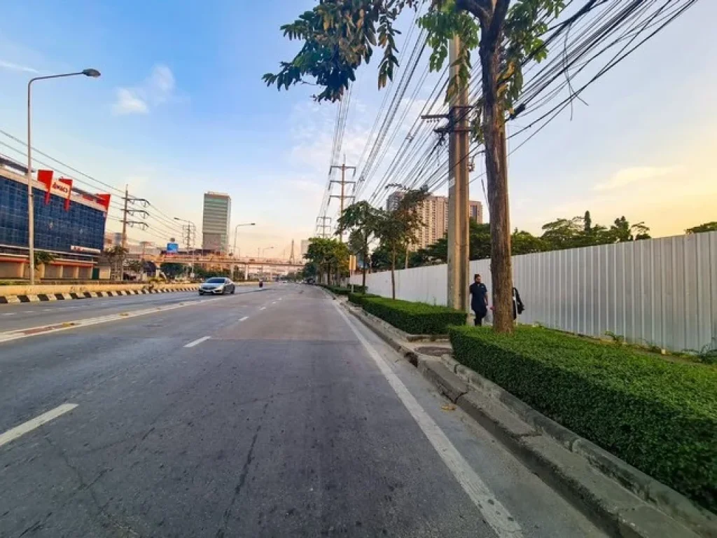 ขายที่ดินสวย ติดถนนพระราม 3 เดินทางสะดวก ห่างจากแม่น้ำเจ้าพระยา เพียง 500 เมตร