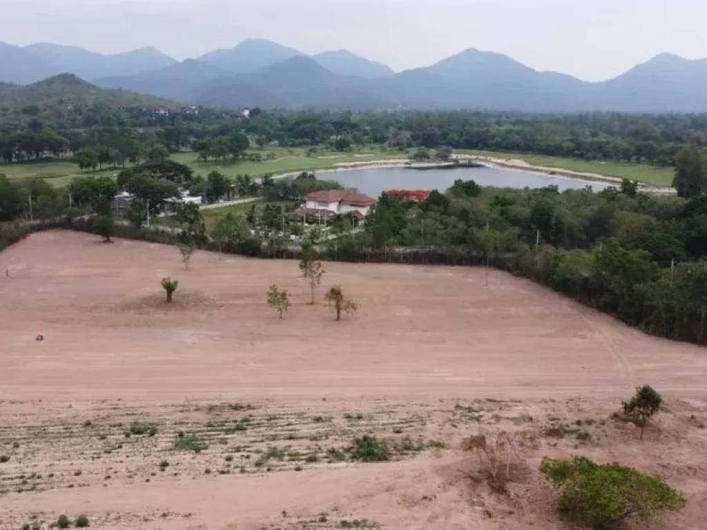 ขายที่ดินติดสนามกอล์ฟ พร้อมปลูกบ้าน วิวภูเขา ใกล้ทะเล แปลง 400 ตรว ชะอำ เพชรบุรี