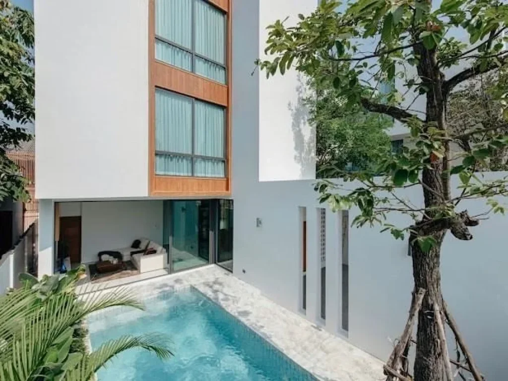 ขายบ้านในเมืองเชียงใหม่ Pool villa สร้างใหม่ โซนเจ็ดยอด ใกล้เมญ่า เนื้อที่ 555 ตรว