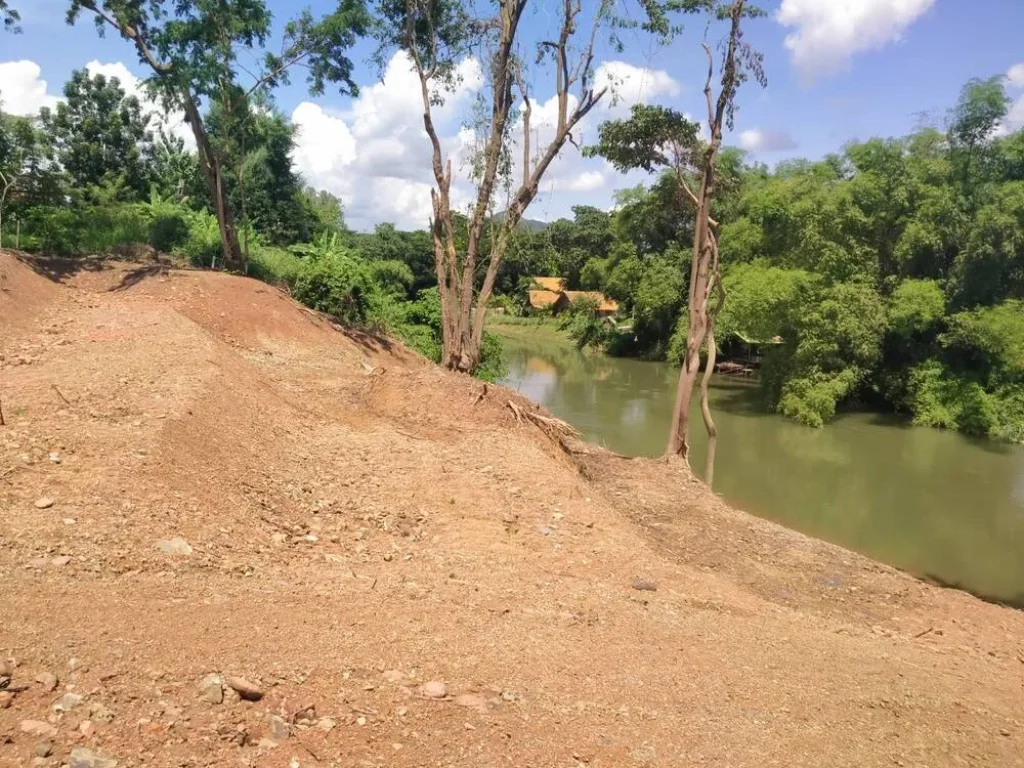 ขายที่ดินติดแม่น้ำเพชร น้ำติดถนนดำ 3410 สวยสุดปังตำบลกลัดหลวง 2-3-91 ไร่