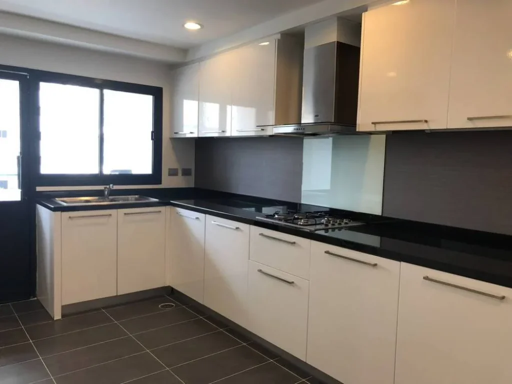 Sukhumvit Luxury Apartment 3 Bedroom for rent Thonglor Ekkamai ให้เช่า คอนโดสุขุมวิท 3 ห้องนอน 285sqm ห้องใหม่ กว้าง สวยมาก ใกล้ BTS ทองหล่อ เอกมัย