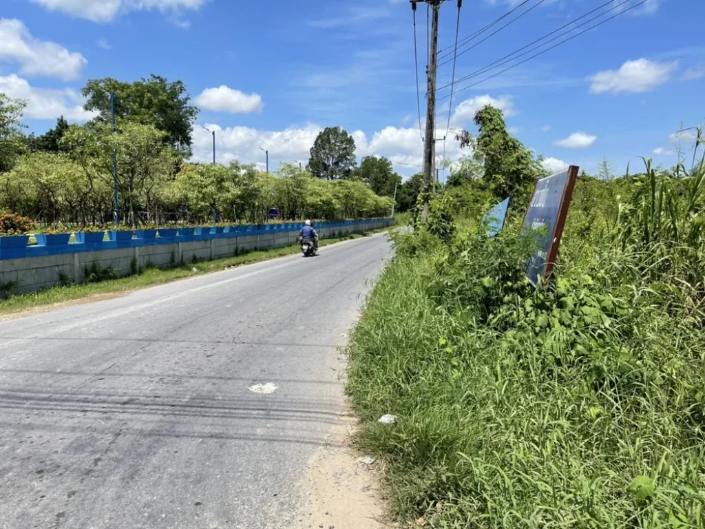 ที่ดินติดถนนใหญ่ราคาถูกมาก ย่านถนนหลัก สาย บ้านนา-เเก่งคอย