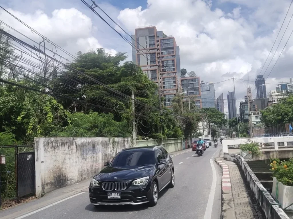 ขายที่ดินในซอย สุขุมวิท 40 land for sale sukhumvit 40 พื้นที่ 141 ตรว