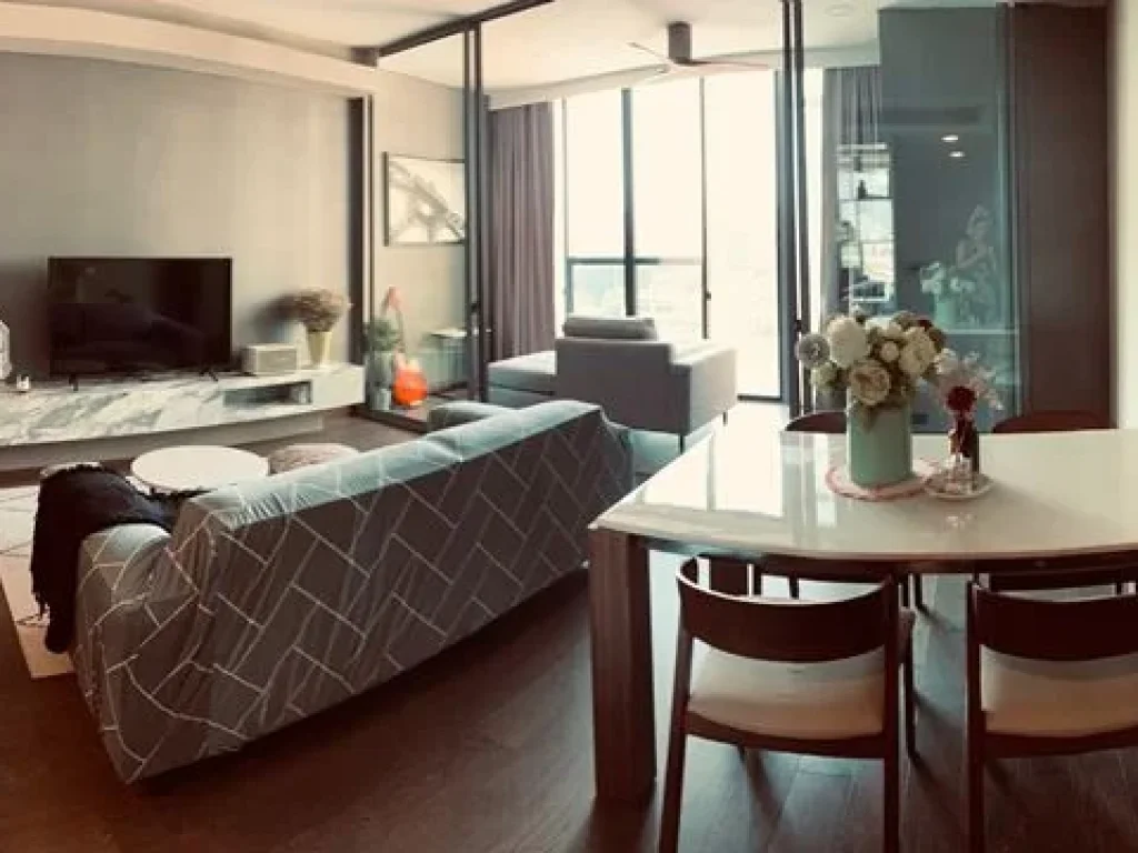 ห้องสวย เช่าอยู่สบาย 1 Bedplus - Wyndham Residence ชั้น 9 วิวสวนเบญจกิติ 100 ม ถึง MRT ศูนย์สิริกิต์