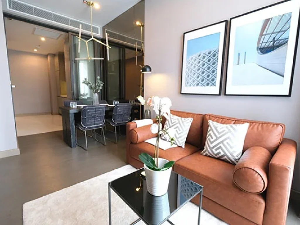 ดิ เอส แอท สิงห์ คอมเพล็กซ์ แบบ 1ห้องนอน พื้นที่กว้าง A Spacious Beautiful and Nicely Furnished 1Bed Unit at Asoke-Pechaburi Junction