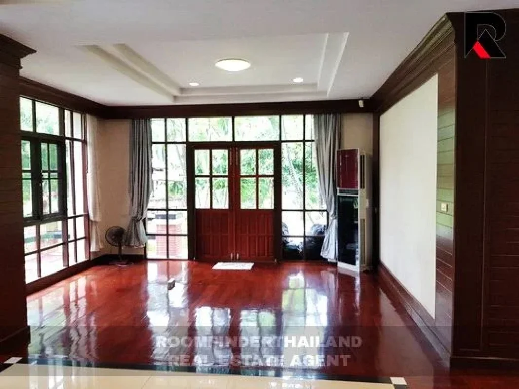 เช่า FOR RENT SINGLE HOUSE CHAENGWATTANA 4 beds 6 baths 760 Sqw130000