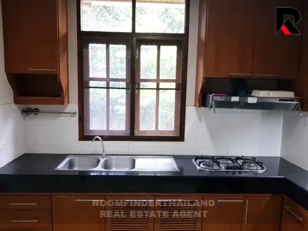 เช่า FOR RENT SINGLE HOUSE CHAENGWATTANA 4 beds 6 baths 760 Sqw130000