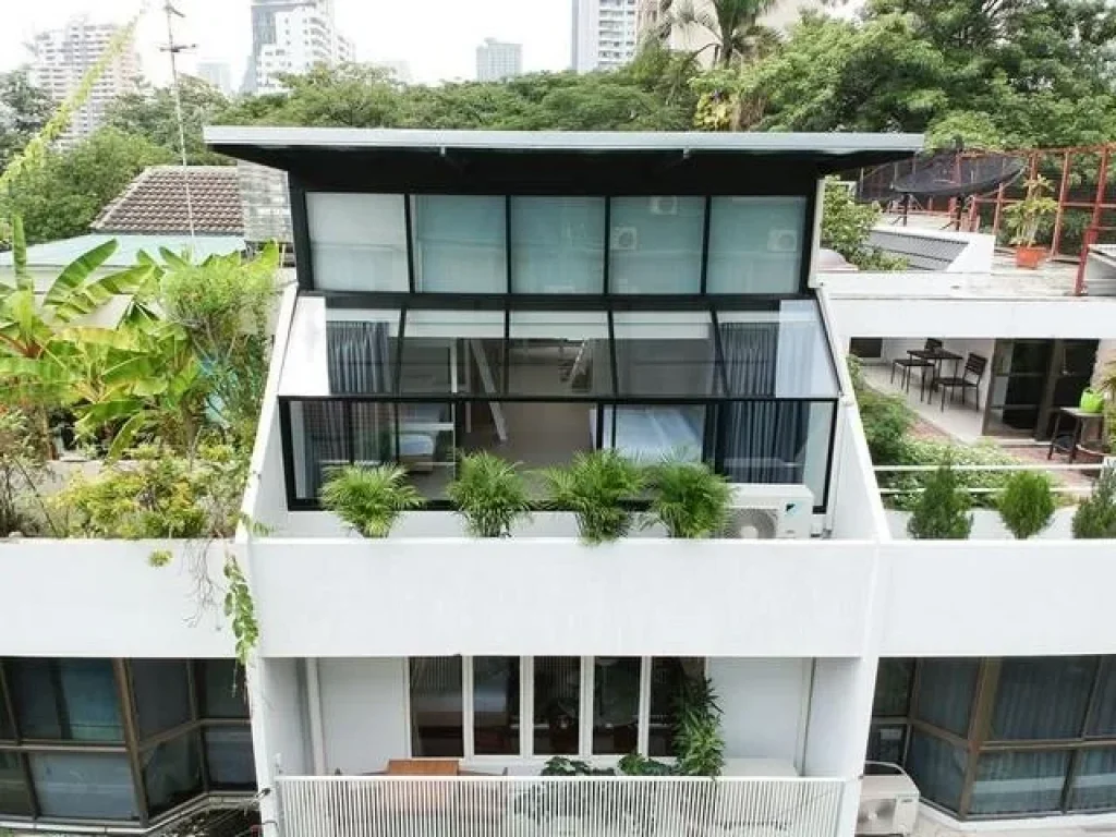 For Rent ทาวน์โฮมพร้อมอยู่ สุขุมวิท39 ใกล้BTSพร้อมพงษ์ 700 เมตร