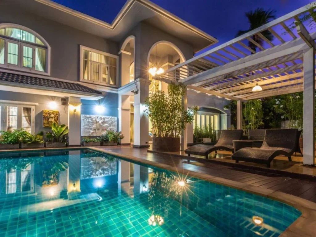 Pool Villa Colonial Style เรียบหรูแบบชาวตะวันตก ตกแต่งได้อย่างลงตัว โครงการคุณภาพ บนวงแหวนรอบสอง ทำเลดี ใกล้เมือง เดินทางสะดวก มี รปภตลอด 24 ชม สัน