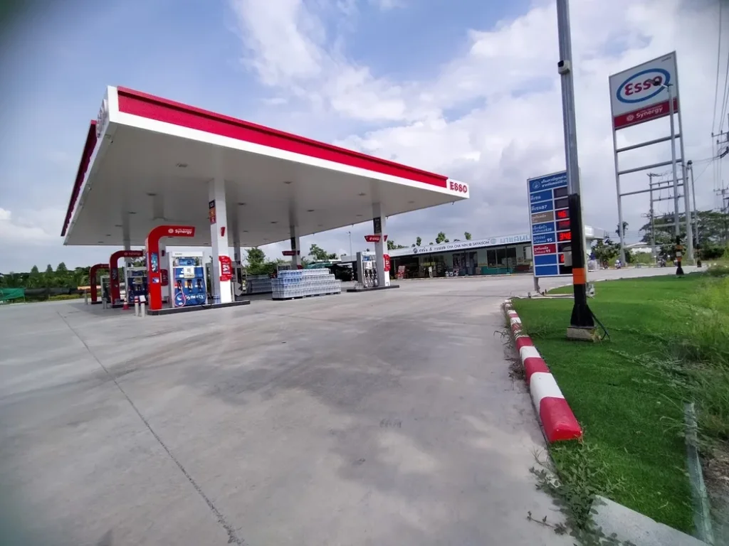 ขายปั้มน้ำมัน ESSO เนื้อที่ 5-2-449 ไร่ ถนน 321 ตสระยายโสม ออู่ทอง จสุพรรณบุรี