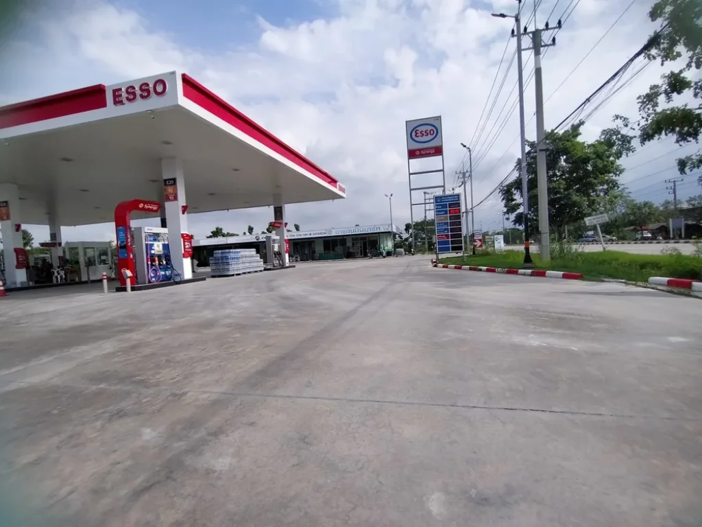 ขายปั้มน้ำมัน ESSO เนื้อที่ 5-2-449 ไร่ ถนน 321 ตสระยายโสม ออู่ทอง จสุพรรณบุรี