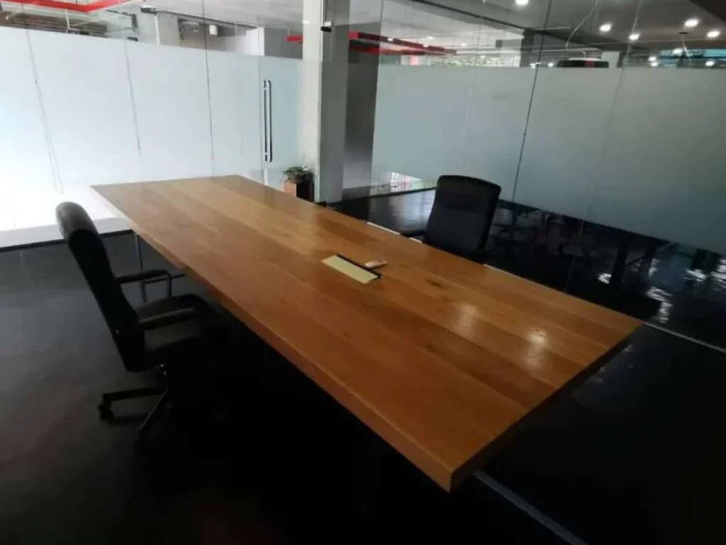 สำนักงานให้เช่า เอกมัย สุขุมวิท 61 Office Space for rent Ekkamai ขนาด 180 ตรม พร้อมห้องประชุมใหญ่ มีที่จอดรถ